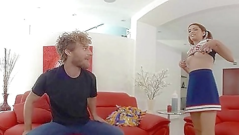 Sexy girlfriend loves fucking