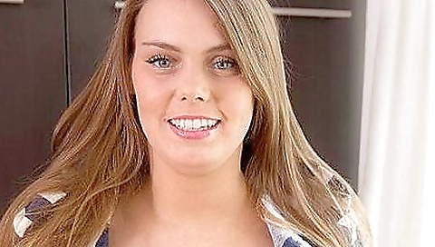 Milf and sexy milf with a pacreso