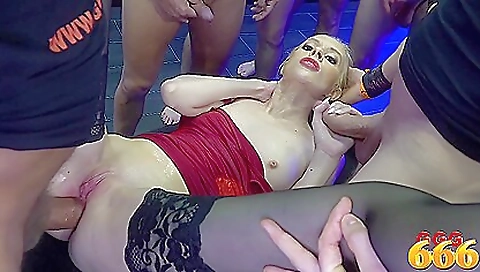 Spanky with a sexy girl