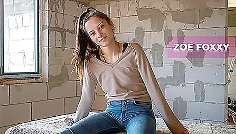 Sexy chick fucked in the kitchen andoped