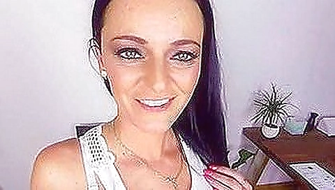 Povat vine brut overload propped om lez out of pussy