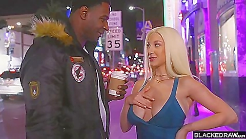 Mas velv's first time with a sexy body