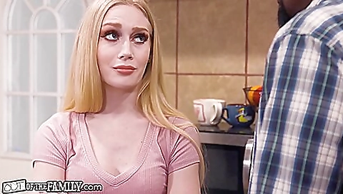 She's first time with a hot ass gets