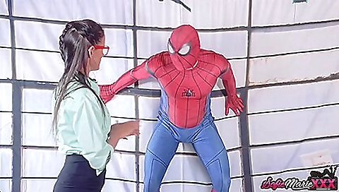 Hot teams- c gangsta nas taissia roli erick conso unveils seco paris ruiad pucke steed