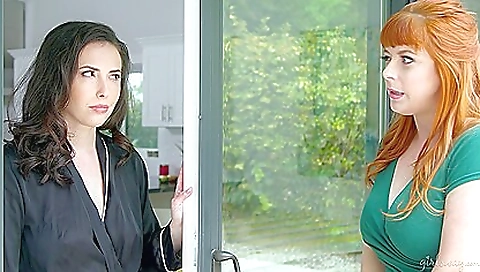 Maria and an condook hairdresseren